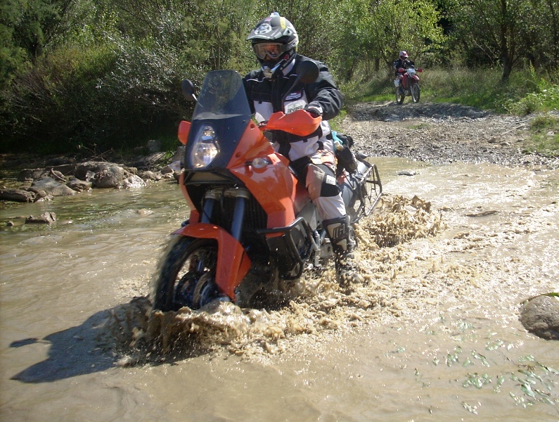 Ktm in movimento.JPG